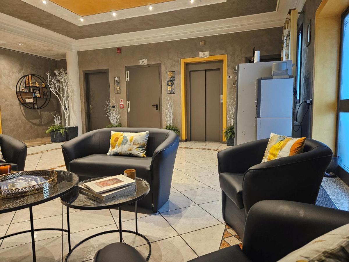 Hotel Euro Castegnato エクステリア 写真